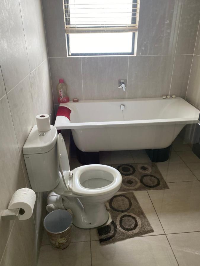 Greenstone Ridge Apartment Johannesburg Eksteriør billede